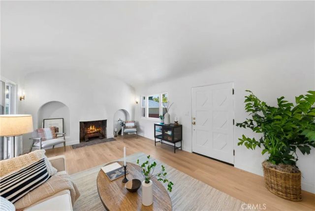 336 El Conejo, Ojai, CA 93023