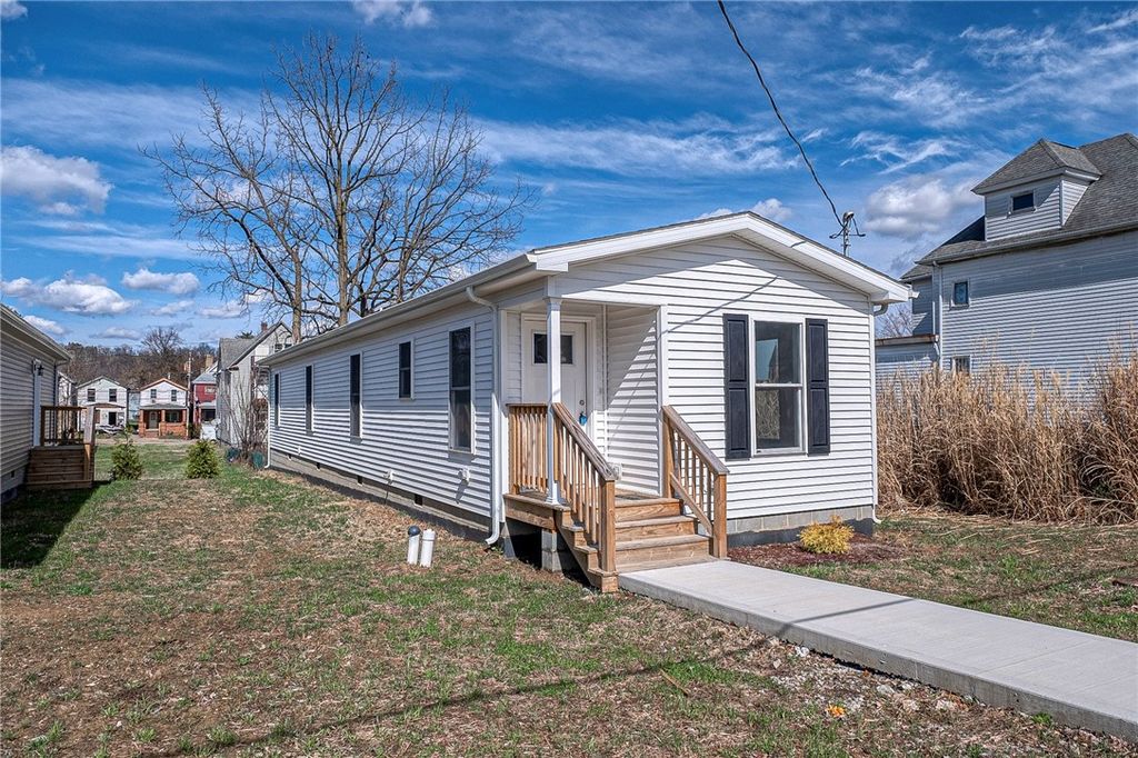 449 Motheral Ave, Monessen, PA 15605