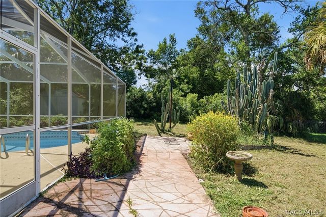 12 N Desoto Street, Beverly Hills, FL 34465
