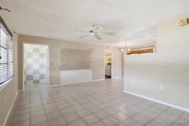 12 N Desoto Street, Beverly Hills, FL 34465