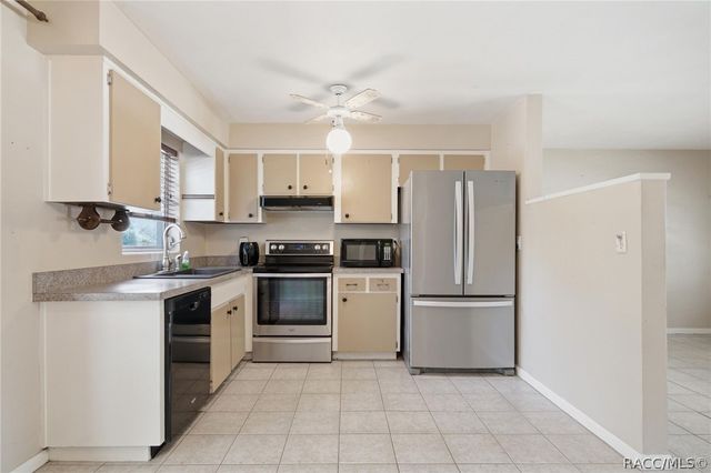 12 N Desoto Street, Beverly Hills, FL 34465