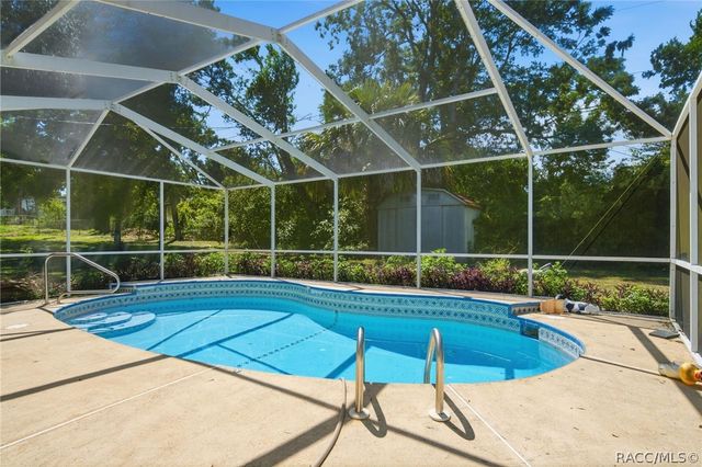 12 N Desoto Street, Beverly Hills, FL 34465
