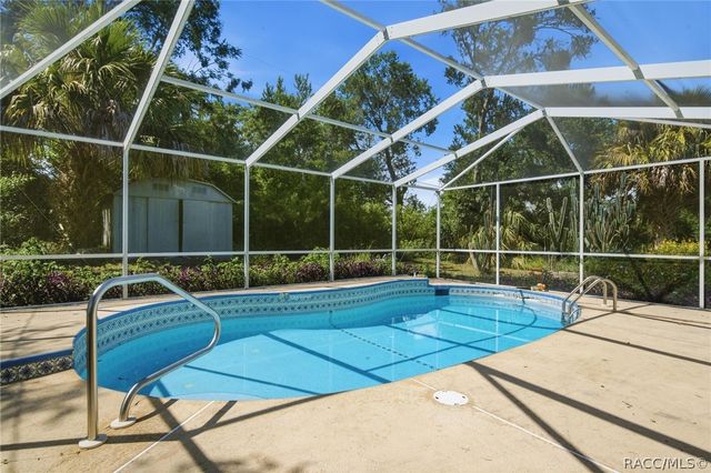 12 N Desoto Street, Beverly Hills, FL 34465