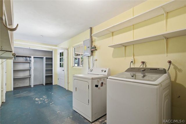 12 N Desoto Street, Beverly Hills, FL 34465