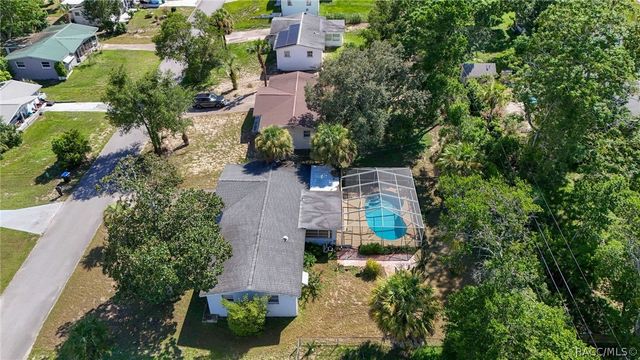 12 N Desoto Street, Beverly Hills, FL 34465