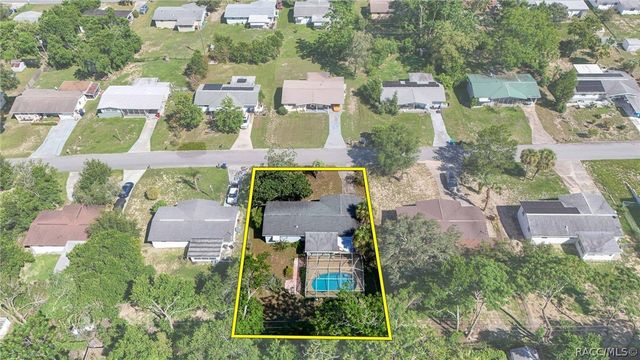 12 N Desoto Street, Beverly Hills, FL 34465