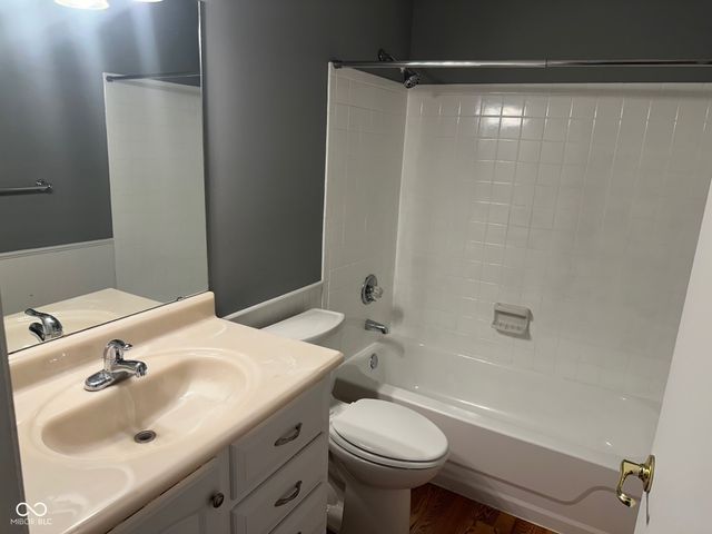 7890 Benjamin Drive, Lawrence, IN 46226