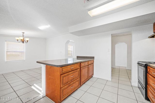 907 Espanola Way, Melbourne, FL 32901