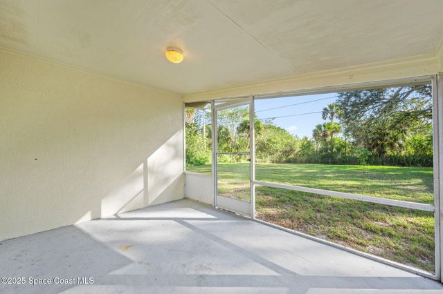 907 Espanola Way, Melbourne, FL 32901