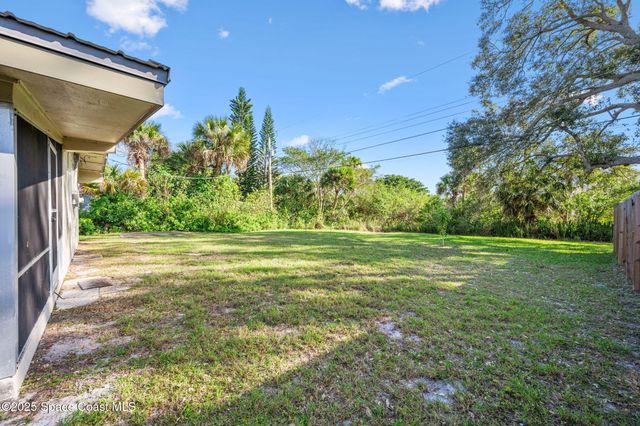 907 Espanola Way, Melbourne, FL 32901