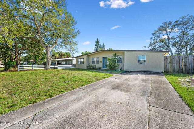 907 Espanola Way, Melbourne, FL 32901