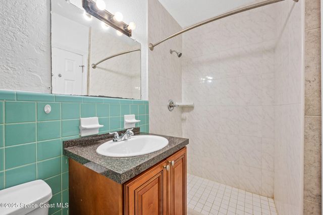 907 Espanola Way, Melbourne, FL 32901