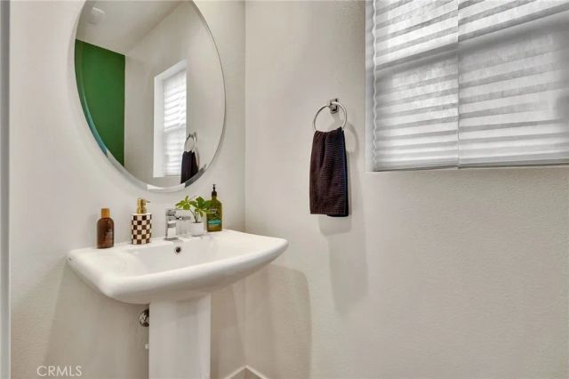 13412 N Manzanillo, Sylmar, CA 91342