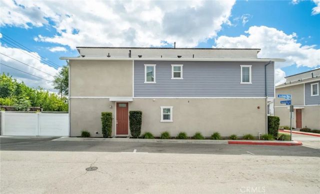 13412 N Manzanillo, Sylmar, CA 91342
