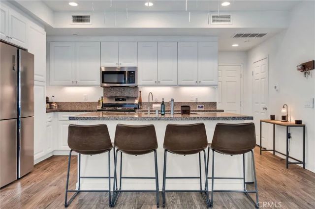 13412 N Manzanillo, Sylmar, CA 91342