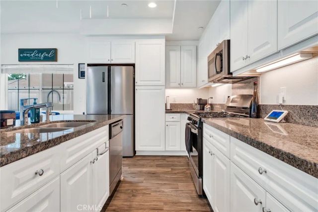 13412 N Manzanillo, Sylmar, CA 91342