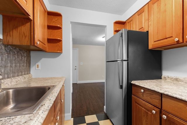180 Main St D80, Bridgewater, MA 02324