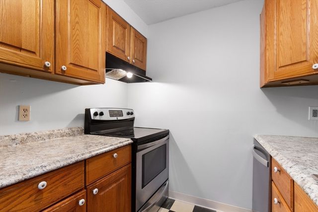 180 Main St D80, Bridgewater, MA 02324