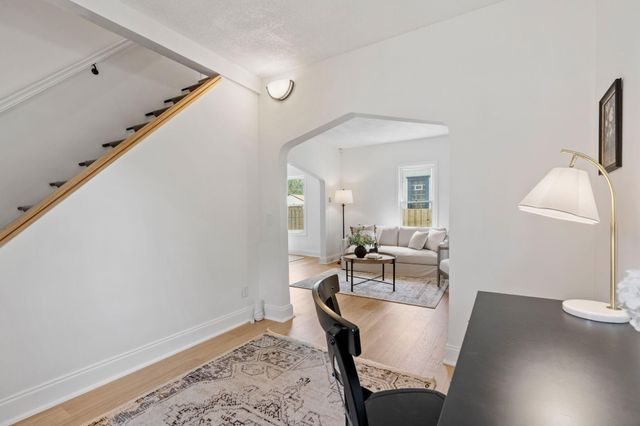 3633 38th Avenue S, Minneapolis, MN 55406