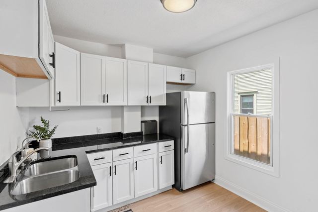 3633 38th Avenue S, Minneapolis, MN 55406