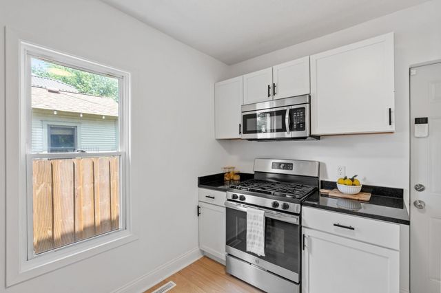 3633 38th Avenue S, Minneapolis, MN 55406