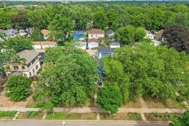 3633 38th Avenue S, Minneapolis, MN 55406