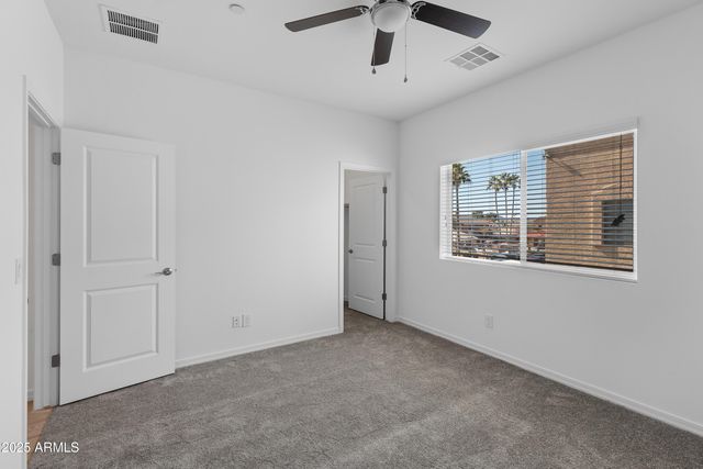 2842 E Tracy Lane Unit 3, Phoenix, AZ 85032