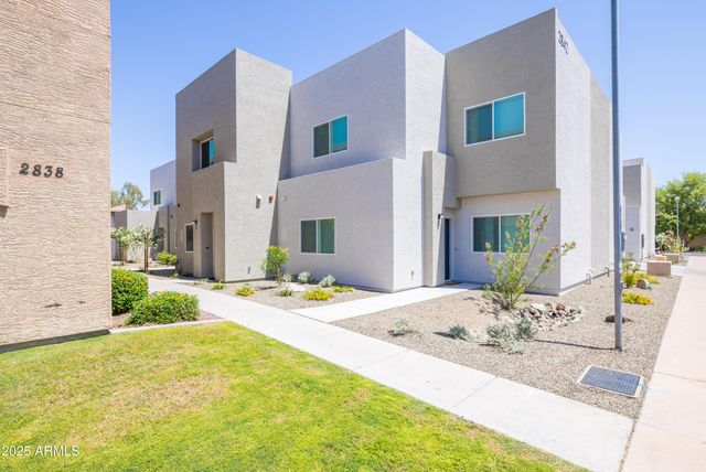 2842 E Tracy Lane Unit 3, Phoenix, AZ 85032