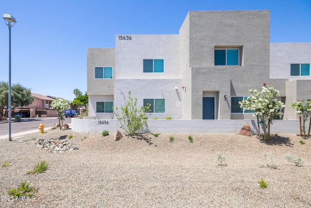 2842 E Tracy Lane Unit 3, Phoenix, AZ 85032