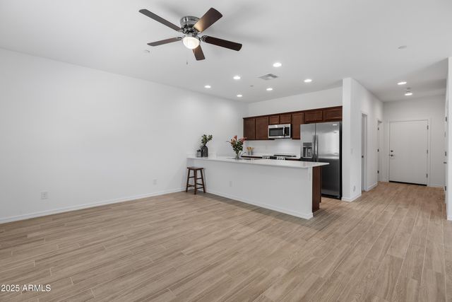 2842 E Tracy Lane Unit 3, Phoenix, AZ 85032