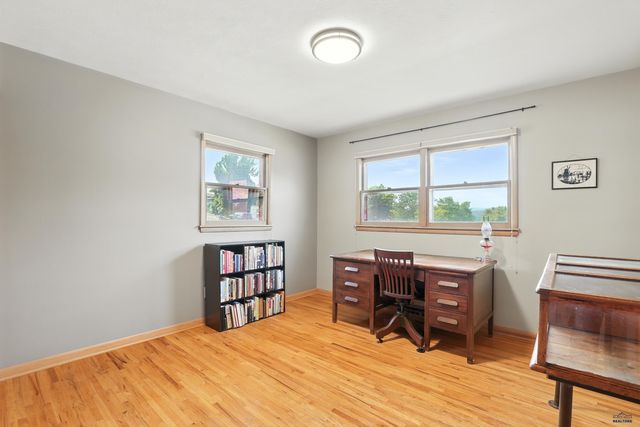 2118 BUENA VISTA DR, Rapid City, SD 57702