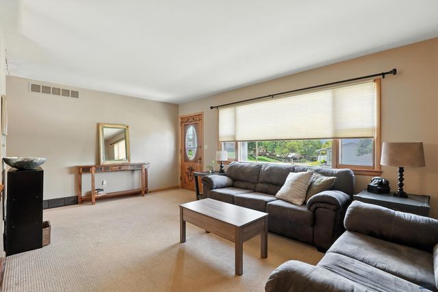 2118 BUENA VISTA DR, Rapid City, SD 57702