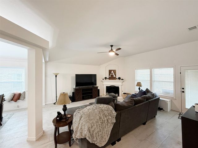 11554 Stephenville Drive, Frisco, TX 75035