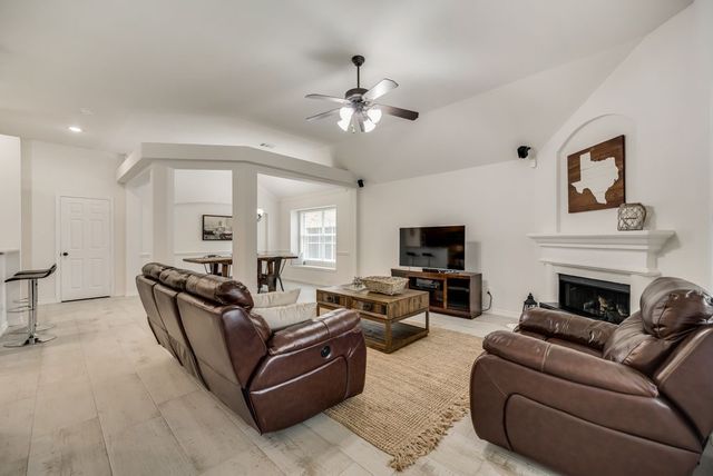 11554 Stephenville Drive, Frisco, TX 75035