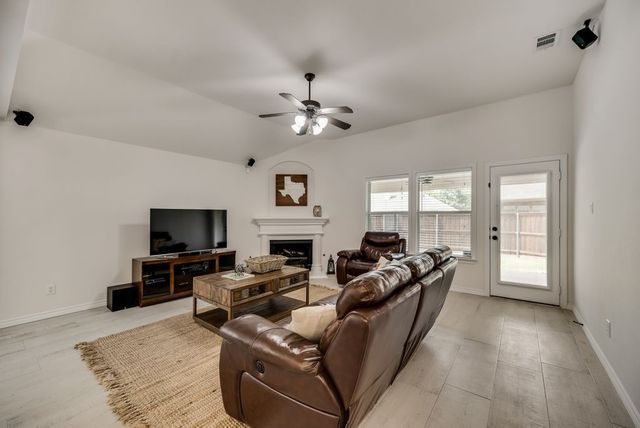 11554 Stephenville Drive, Frisco, TX 75035