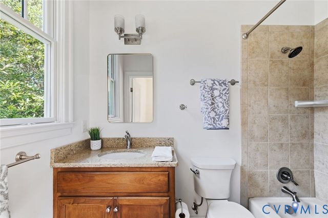 15948 Alsdell Rd, Midlothian, VA 23112