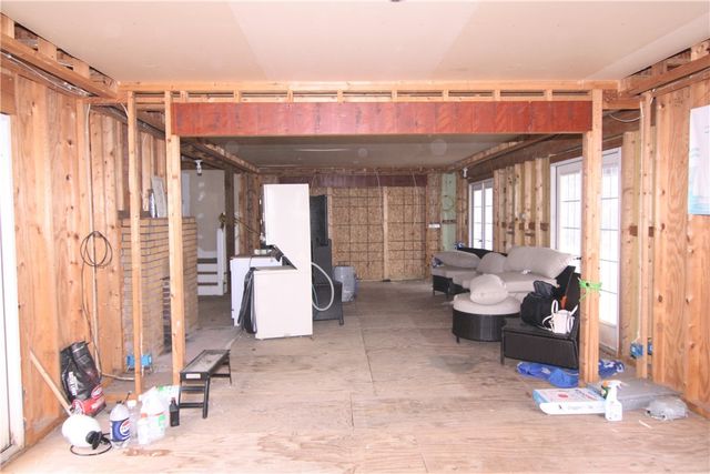 4933 East Lake Road, Livonia, NY 14487