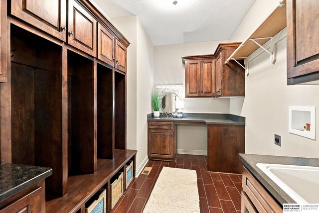 6330 S 171st Street, Omaha, NE 68135