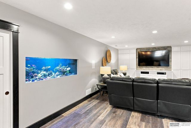 6330 S 171st Street, Omaha, NE 68135