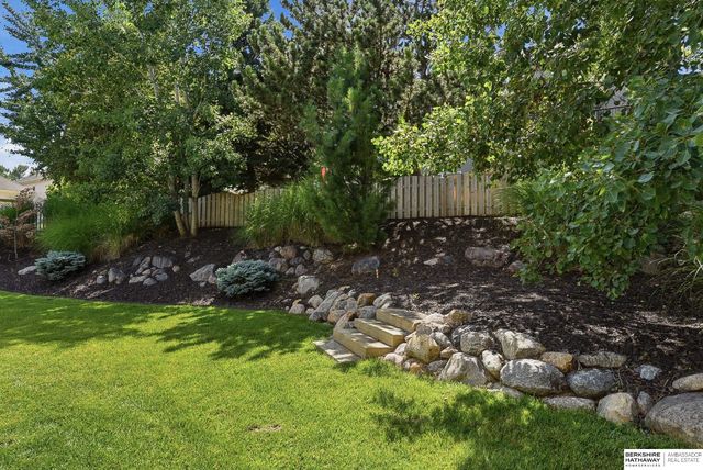 6330 S 171st Street, Omaha, NE 68135