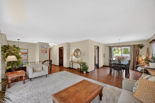 324 58th Place, Des Moines, IA 50312