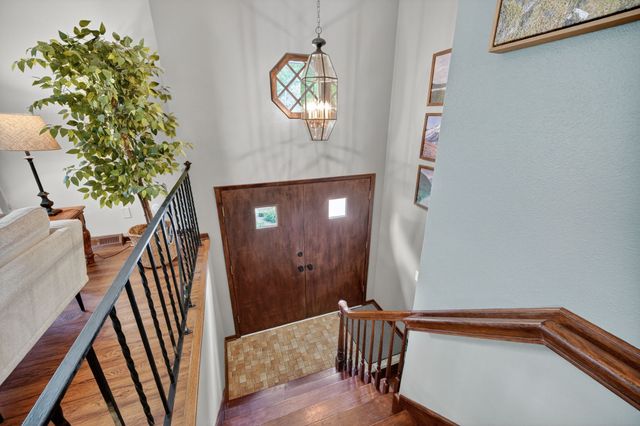 324 58th Place, Des Moines, IA 50312