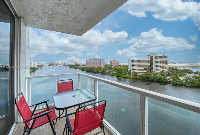 5091 NW 7th Street 1001, Miami, FL 33126