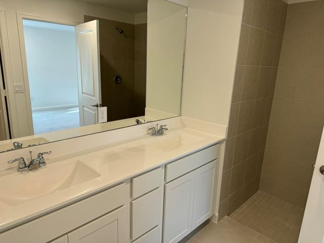 10468 NW Suncrest Lp, Port St Lucie, FL 34987