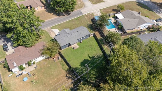 2815 Monta Place, Muskogee, OK 74403