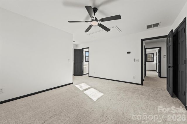 8 Indian Ridge Road, Asheville, NC 28803