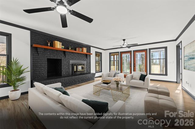 8 Indian Ridge Road, Asheville, NC 28803