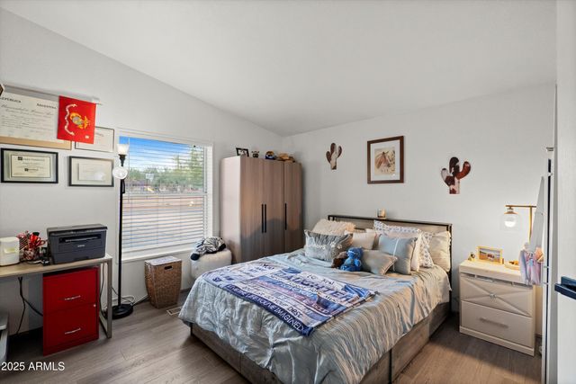 38644 N 12TH Street, Phoenix, AZ 85086