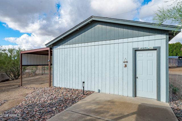 38644 N 12TH Street, Phoenix, AZ 85086