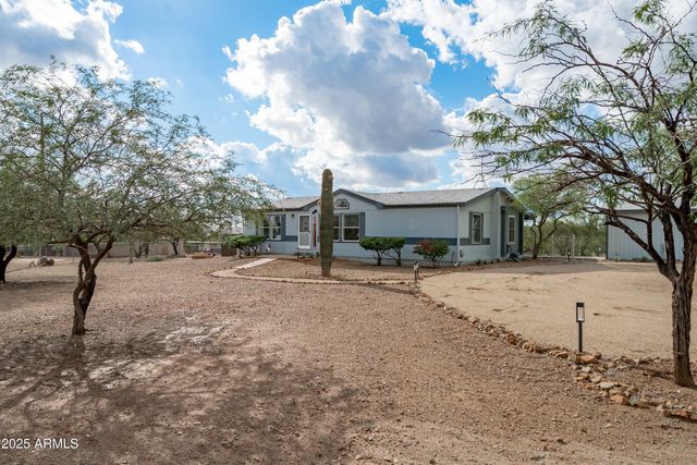 38644 N 12TH Street, Phoenix, AZ 85086